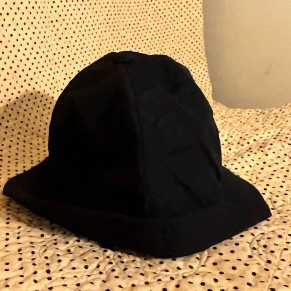 Woman's Hat